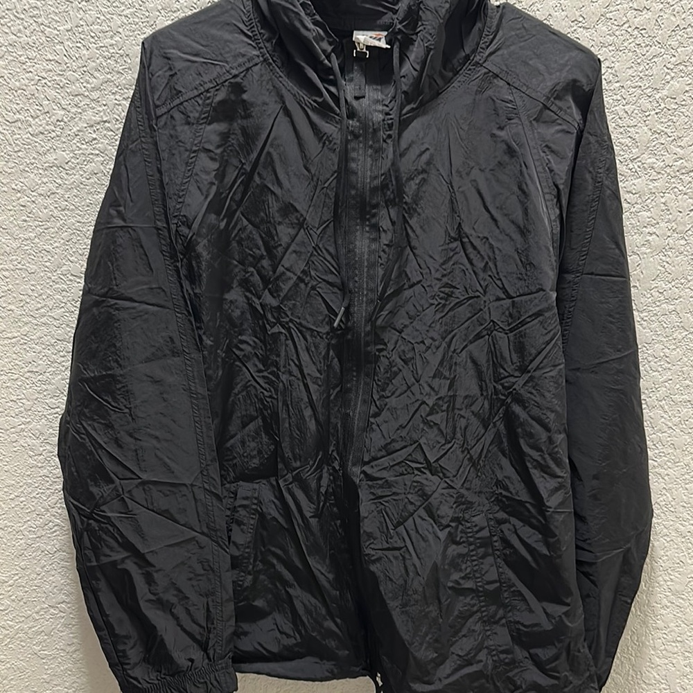 Avia Black Windbreaker Jacket with High Collar and Full-Length Zipper